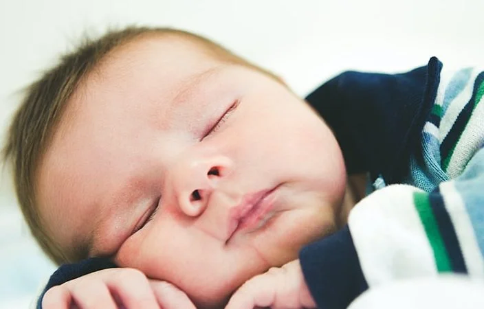 Vuodenajat voivat vaikuttaa vauvojenkin unen laatuun
