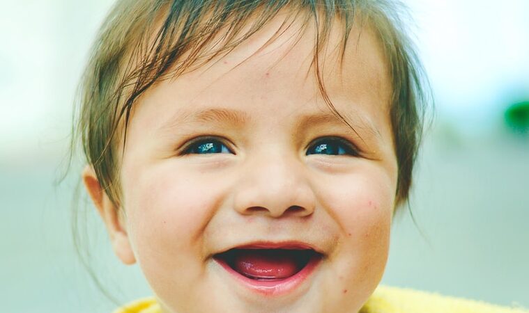 Maitohampaat ja niiden hoito: kaikki mitä sinun tulee tietää vauvan hampaista