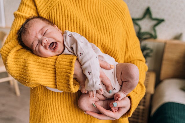 Näin rauhoitat itkevän vauvan- 7 kokeilemisen arvoista keinoa